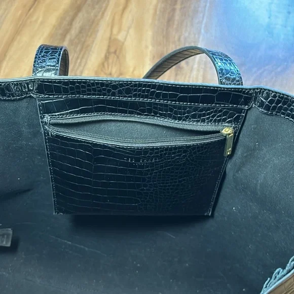 Ted Baker London Black Glossy Tote Bag with Gold Zipper - Picture 10 of 13